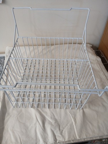 Polar chest freezer - chest, wire